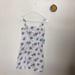 NWT Forever 21 white floral button front dress